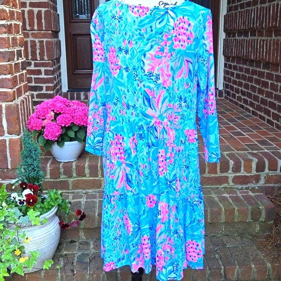 Lilly Pulitzer Scoop Neck Dress - Picture 3 of 10